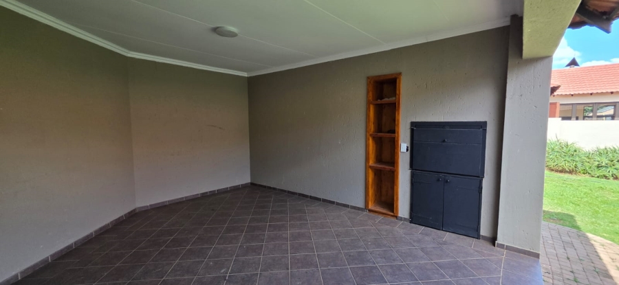 To Let 3 Bedroom Property for Rent in Melodie North West